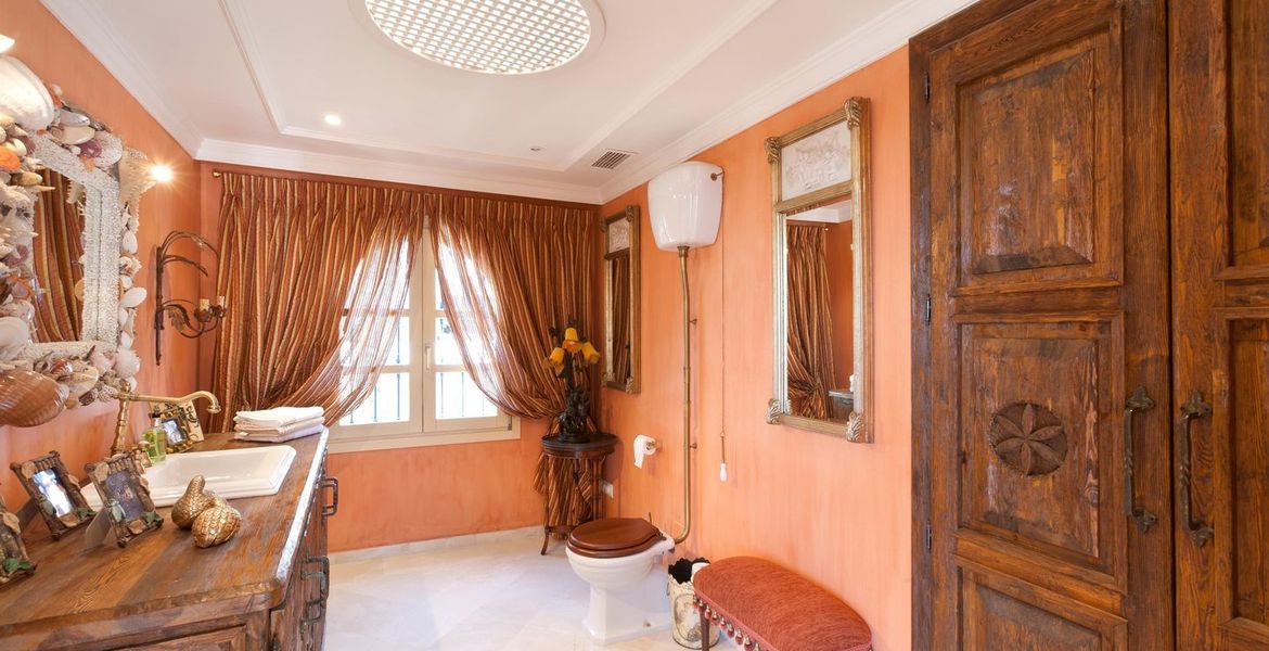 Villa en alquiler Marbella primera linea playa