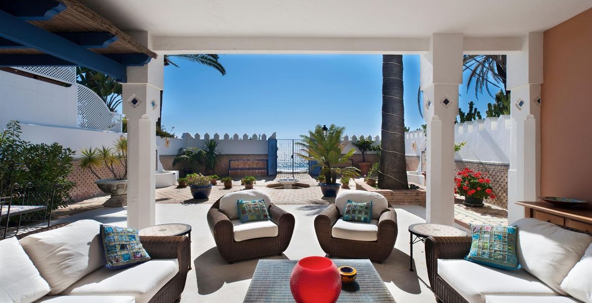 Villa en alquiler Marbella primera linea playa