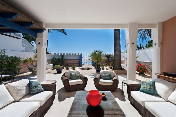 Villa en alquiler Marbella primera linea playa