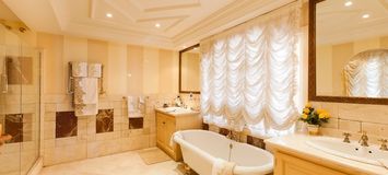 Villa en alquiler Marbella primera linea playa