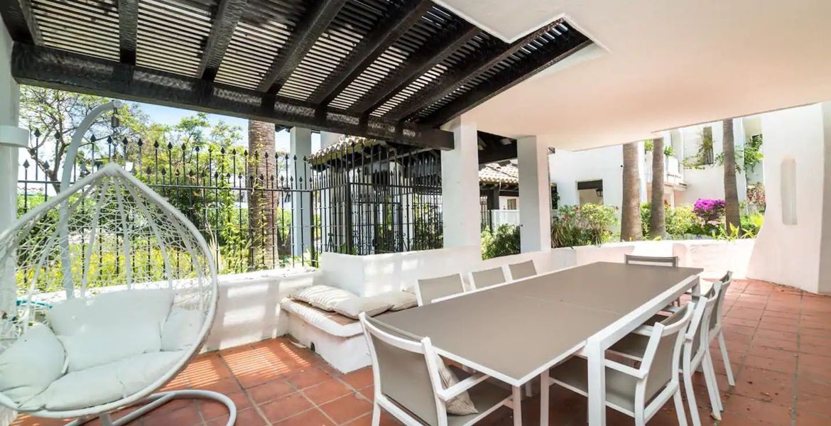 Apartamento de planta baja con estilo en Marina Puente Roman