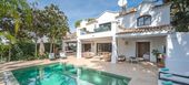 VILLA DE LUJO JUNTO A LA PLAYA EN MARBELLA CLUB