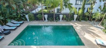 VILLA DE LUJO JUNTO A LA PLAYA EN MARBELLA CLUB