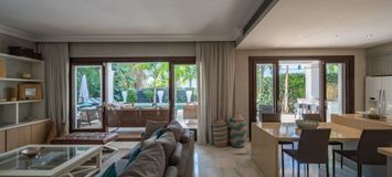 VILLA DE LUJO JUNTO A LA PLAYA EN MARBELLA CLUB