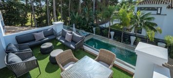 VILLA DE LUJO JUNTO A LA PLAYA EN MARBELLA CLUB