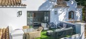 VILLA DE LUJO JUNTO A LA PLAYA EN MARBELLA CLUB