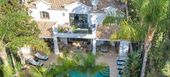 VILLA DE LUJO JUNTO A LA PLAYA EN MARBELLA CLUB