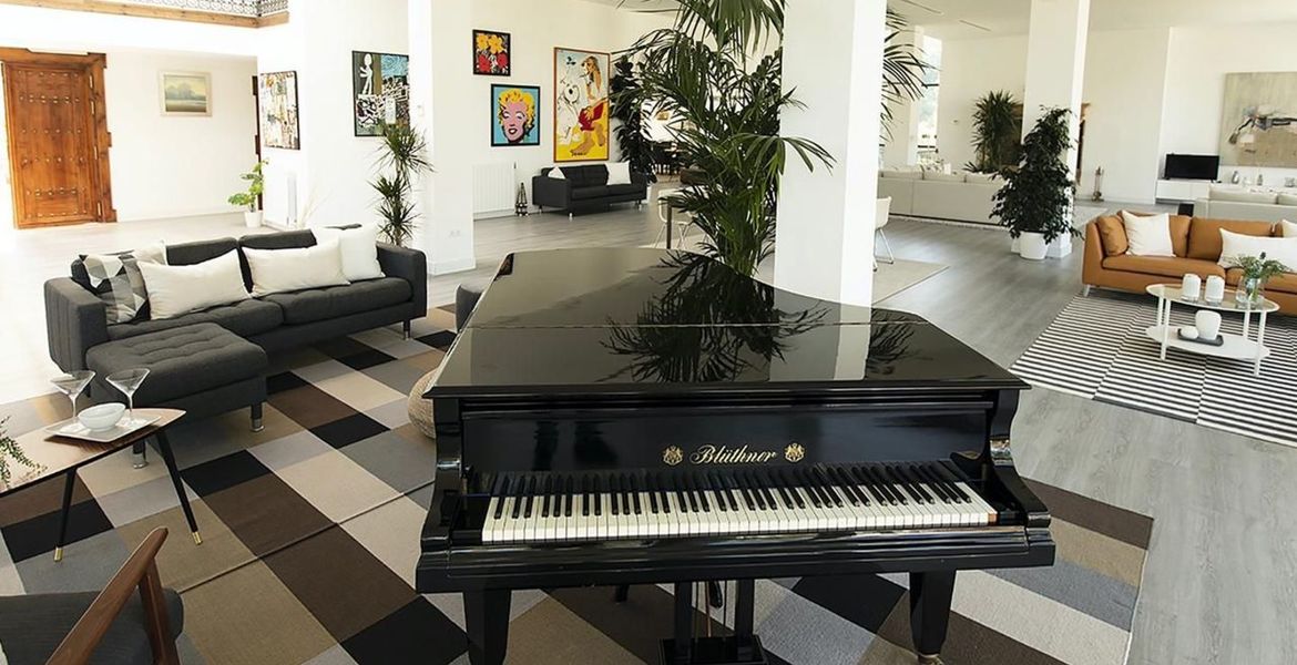 Marbella Villa Puerto Banus