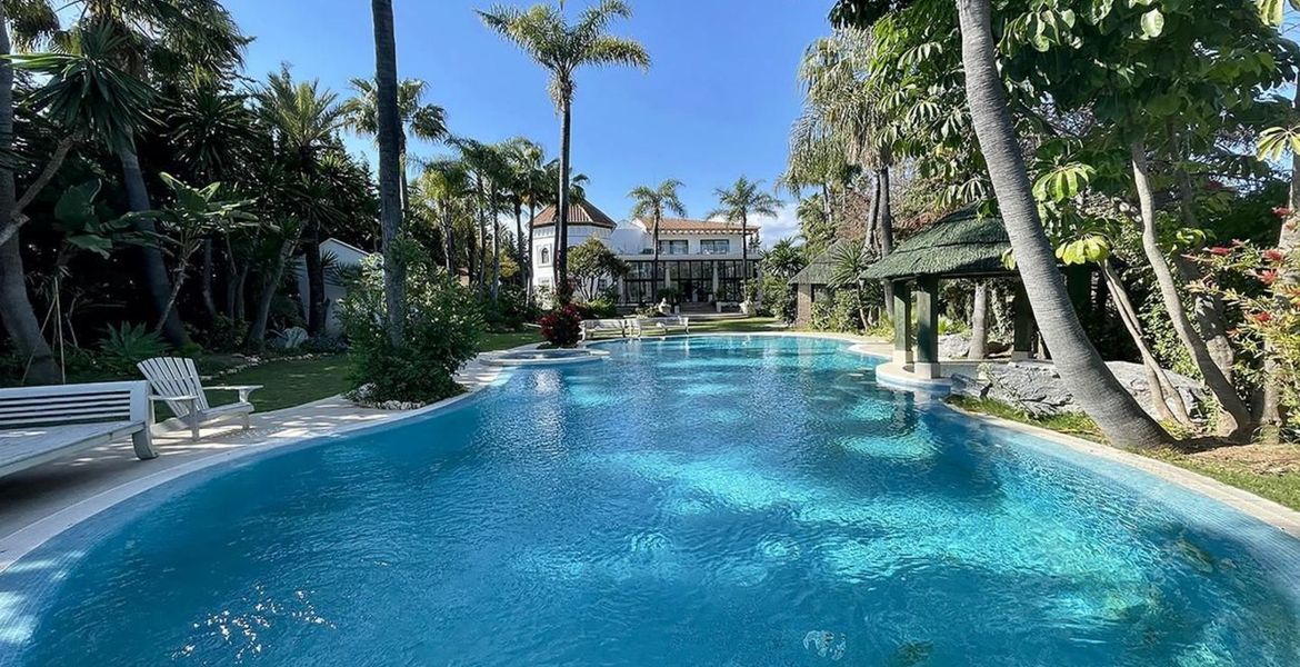 Marbella Villa Puerto Banus