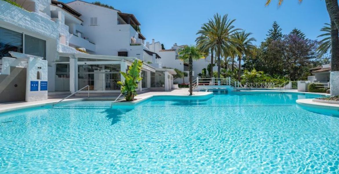 APARTAMENTO EN ALQUILER EN EL HOTE PUENTE ROMANO