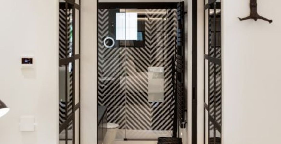 SUITE RENOVADA DE UN DORMITORIO EN EL HOTEL PUENTE ROMANO