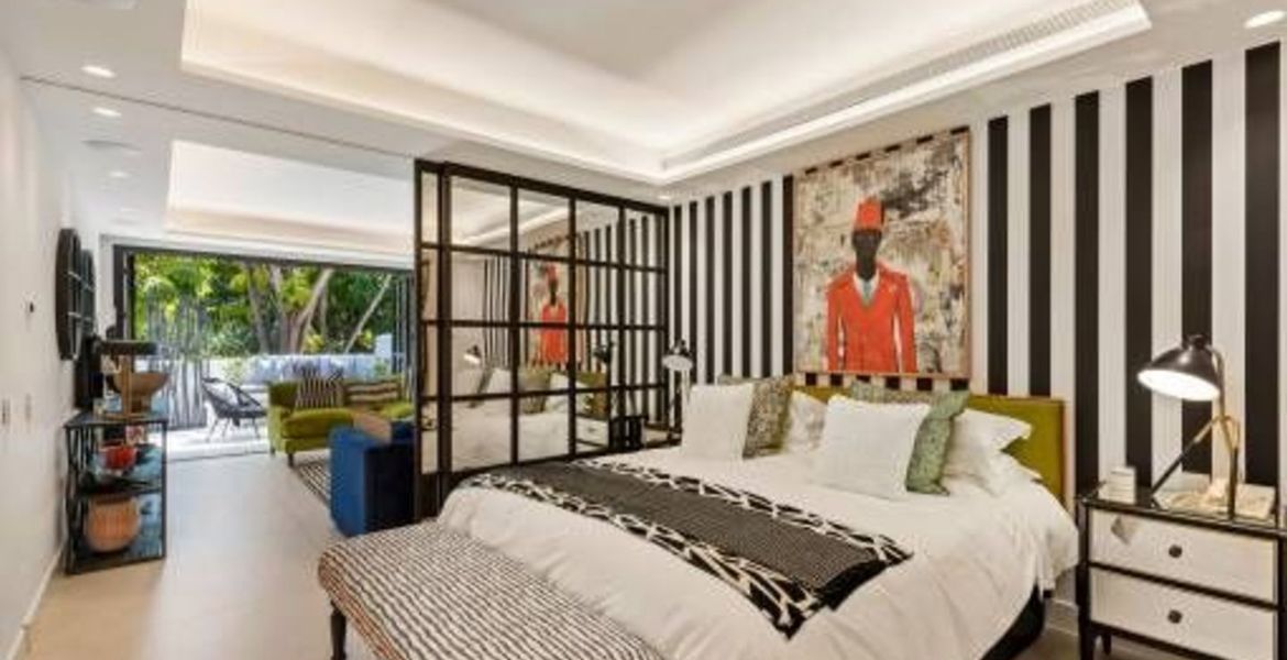 SUITE RENOVADA DE UN DORMITORIO EN EL HOTEL PUENTE ROMANO