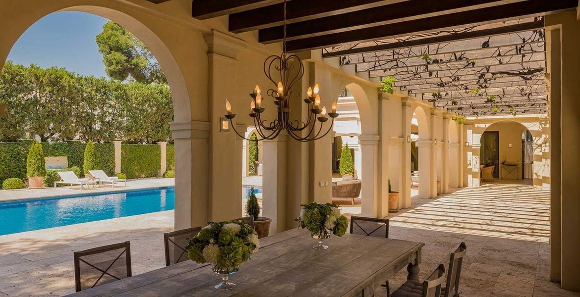Villa en la Milla de Oro Puente Romano Marbella 