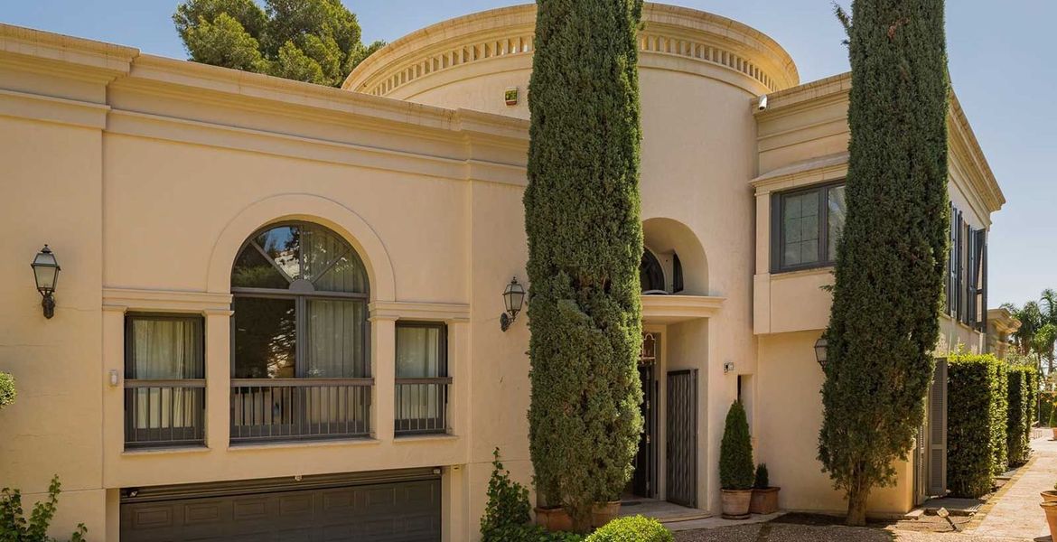 Villa en la Milla de Oro Puente Romano Marbella 