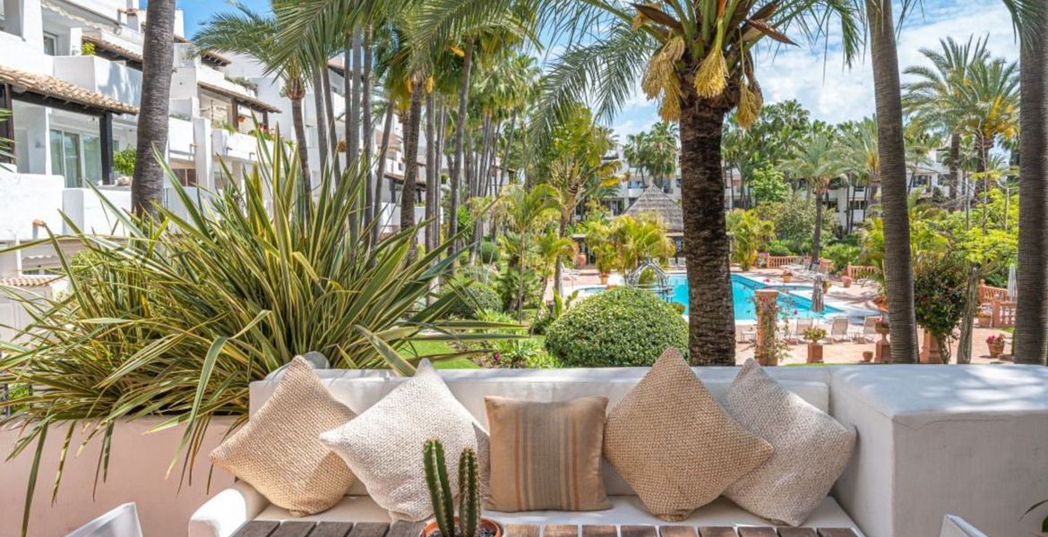 Apartamento en alquiler en Marina Puente Romano Jardín Andal