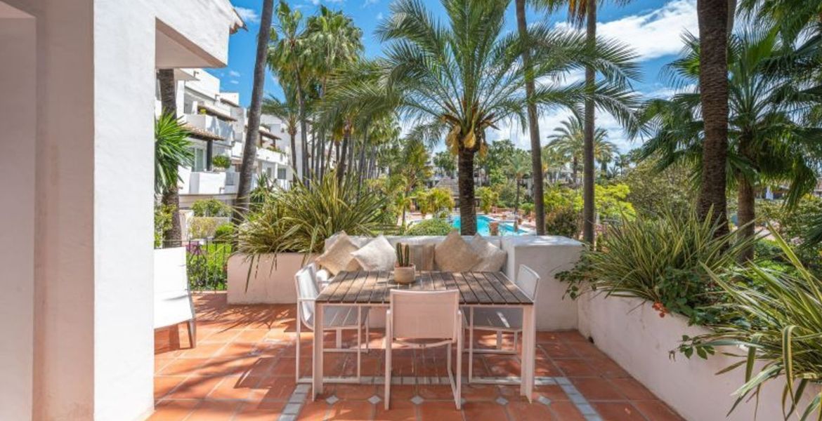 Apartamento en alquiler en Marina Puente Romano Jardín Andal