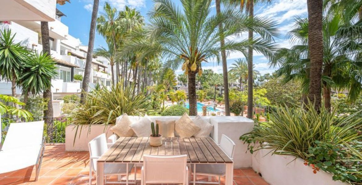 Apartamento en alquiler en Marina Puente Romano Jardín Andal