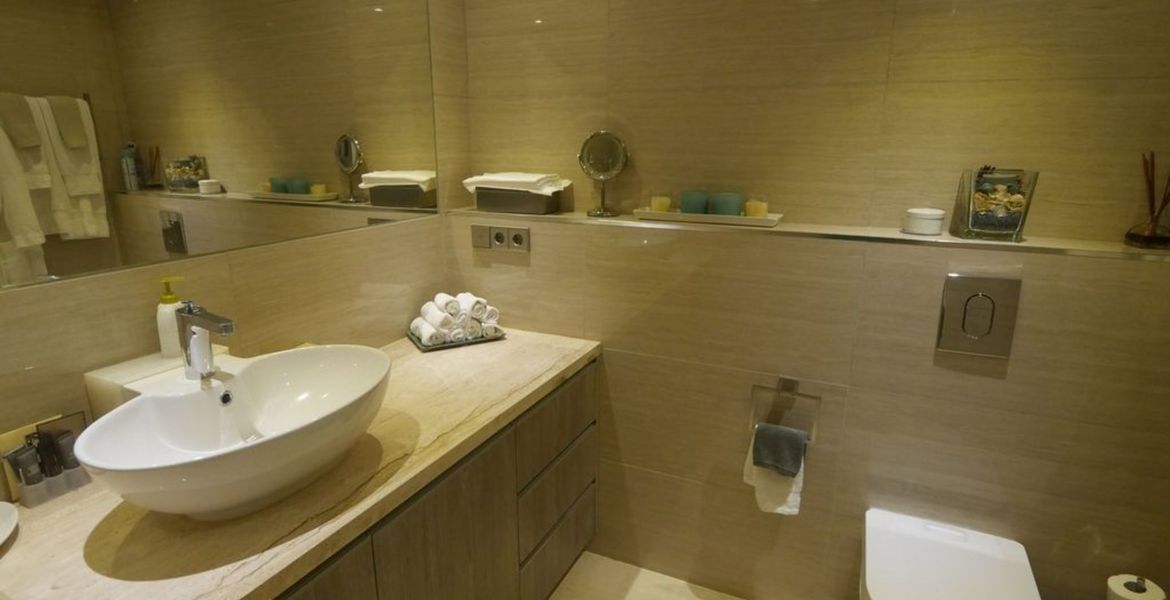 Apartamento en alquiler en Marina Puente Romano Jardín Japon