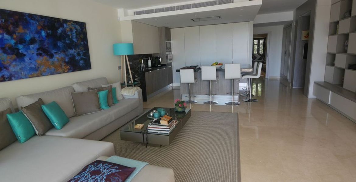 Apartamento en alquiler en Marina Puente Romano Jardín Japon