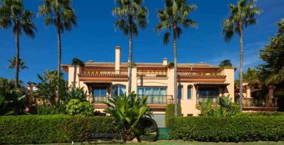 Duplex apartamento en Alquiler primera linea playa Marbella