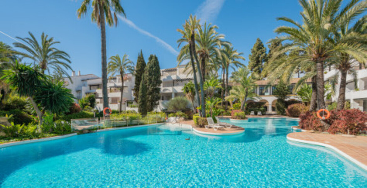 Moderno Apartamento en alquiler Puente Romano II Nobu Hotel