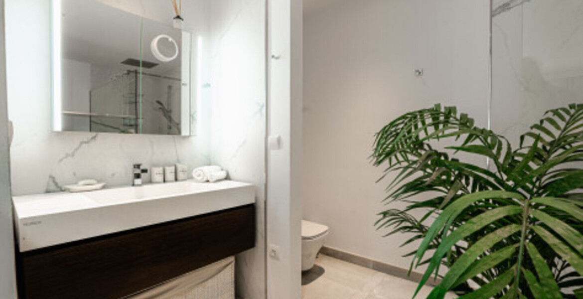 Moderno Apartamento en alquiler Puente Romano II Nobu Hotel
