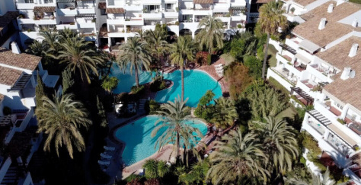 Moderno Apartamento en alquiler Puente Romano II Nobu Hotel