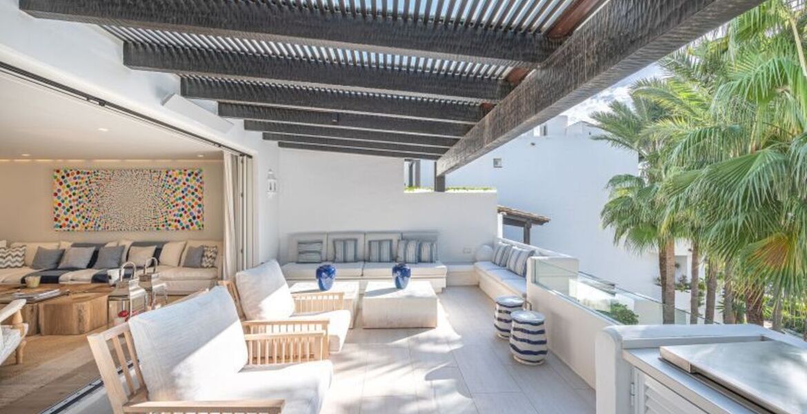 Ático dúplex en alquiler en Marina Puente Romano Hotel