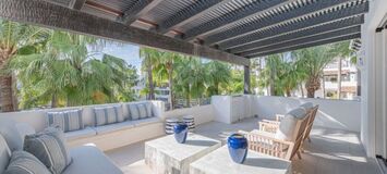Ático dúplex en alquiler en Marina Puente Romano Hotel
