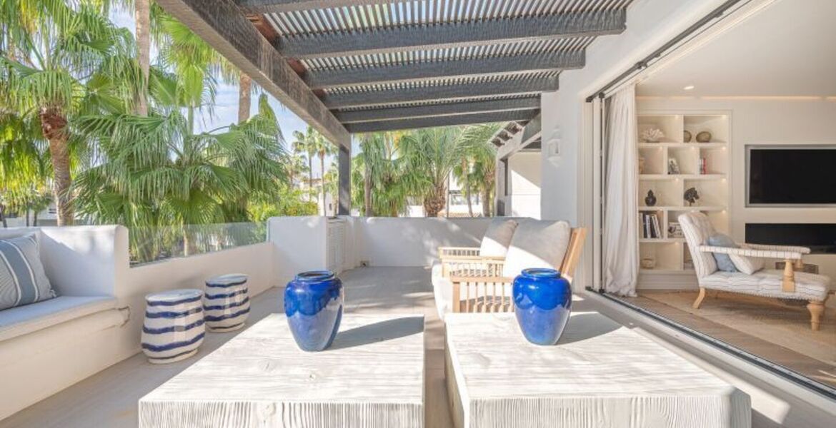 Ático dúplex en alquiler en Marina Puente Romano Hotel