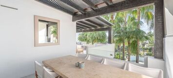 Ático dúplex en alquiler en Marina Puente Romano Hotel