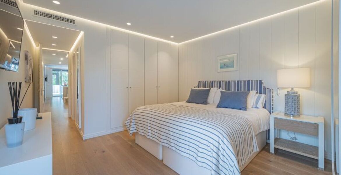 Ático dúplex en alquiler en Marina Puente Romano Hotel