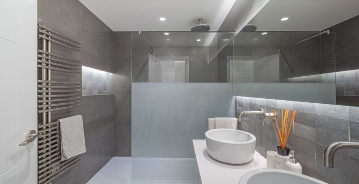 Ático dúplex en alquiler en Marina Puente Romano Hotel