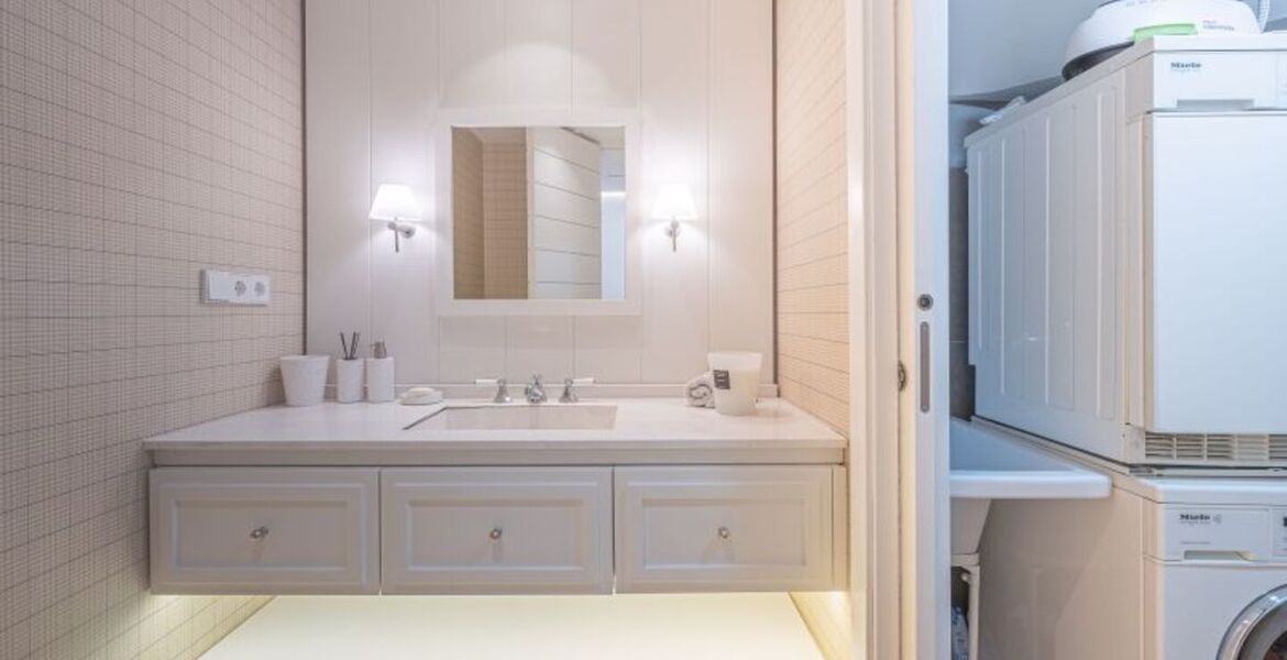 Ático dúplex en alquiler en Marina Puente Romano Hotel