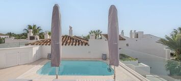 Ático dúplex en alquiler en Marina Puente Romano Hotel