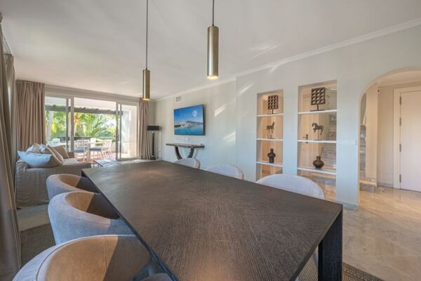 Penthouse duplex for rental in Marina Puente Romano Hotel