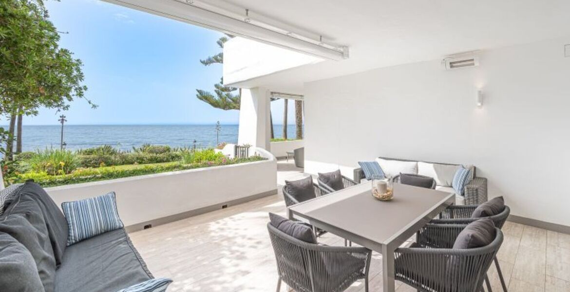 Excepcional apartamento en primera línea de playa 