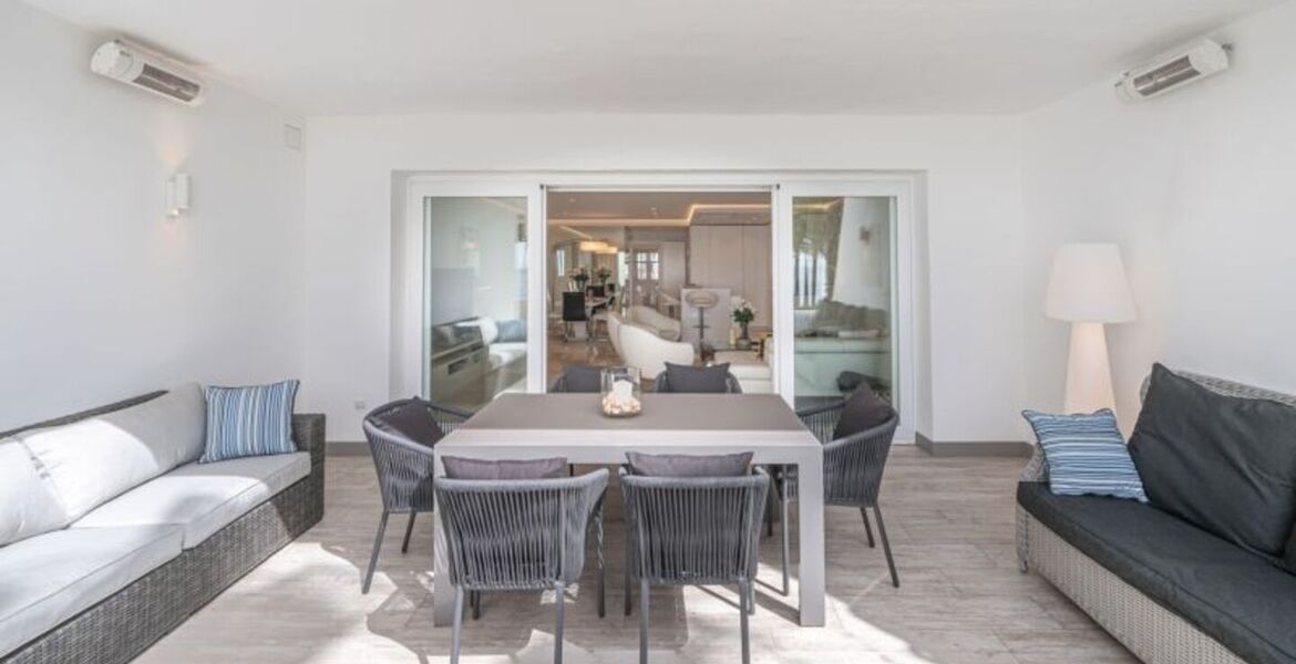 Excepcional apartamento en primera línea de playa 