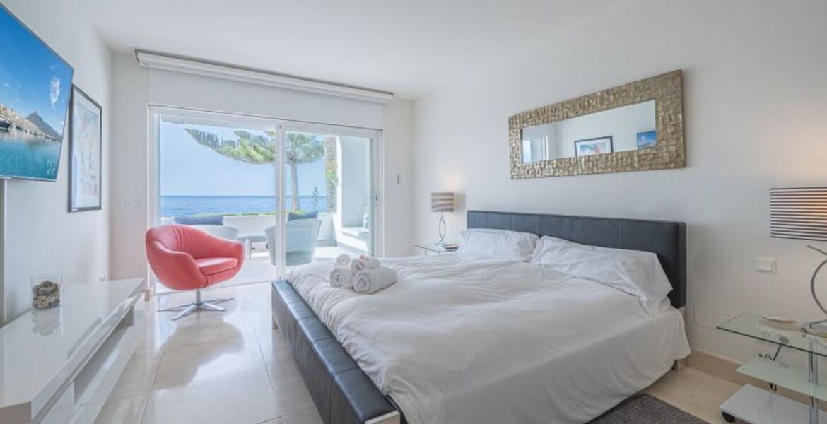 Excepcional apartamento en primera línea de playa 
