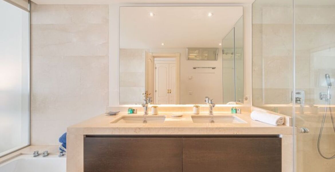 Excepcional apartamento en primera línea de playa 
