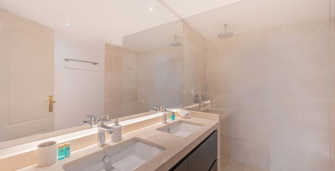 Excepcional apartamento en primera línea de playa 