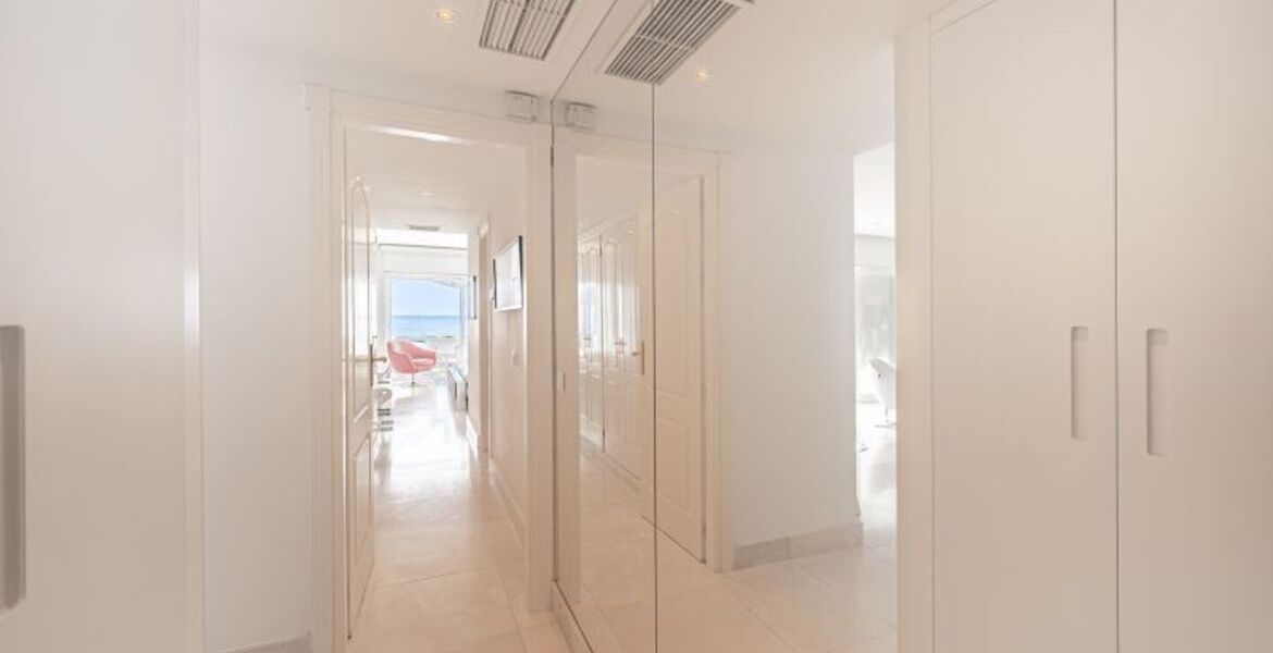 Excepcional apartamento en primera línea de playa 