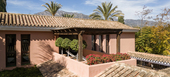 VILLA DE LUJO LADO MAR ENTRE PUENTE ROMANO Y MARBELLA CLUB