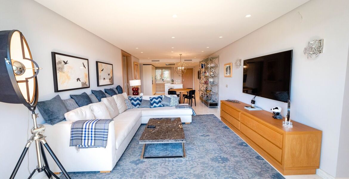 Apartamento de lujo en venta en Marina Puente Romano