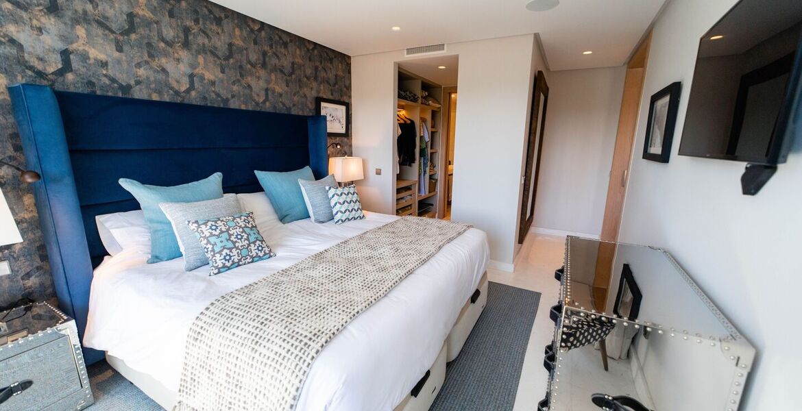 Apartamento de lujo en venta en Marina Puente Romano