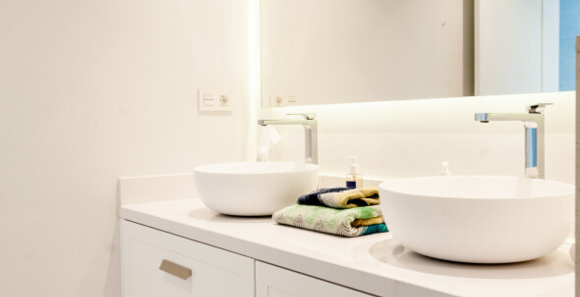 ELEGANTE APARTAMENTO EN PLANTA BAJA EN ALHAMBRA DEL MAR