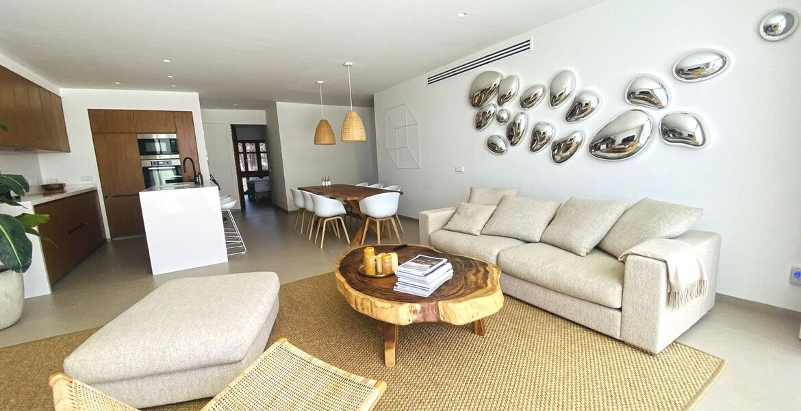 Apartamento de lujo de 3 dormitorios en Marina Puente Romano