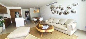 Apartamento de lujo de 3 dormitorios en Marina Puente Romano
