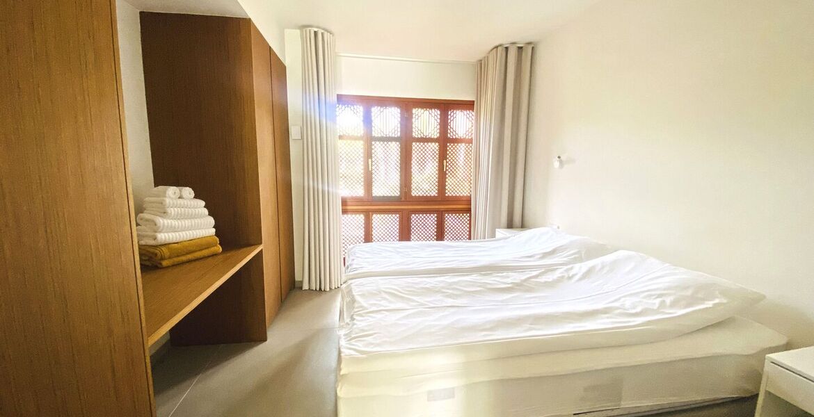 Apartamento de lujo de 3 dormitorios en Marina Puente Romano