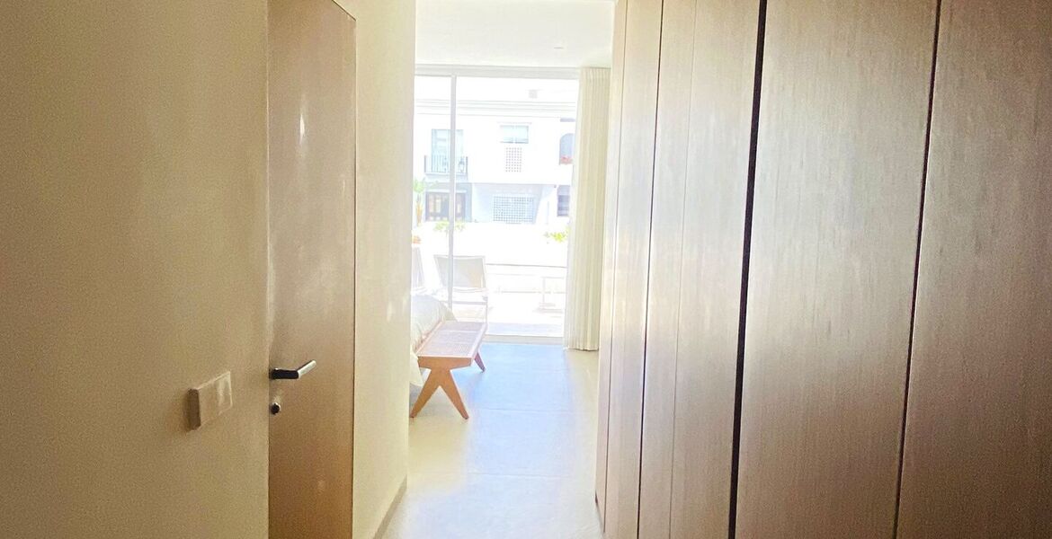 Apartamento de lujo de 3 dormitorios en Marina Puente Romano